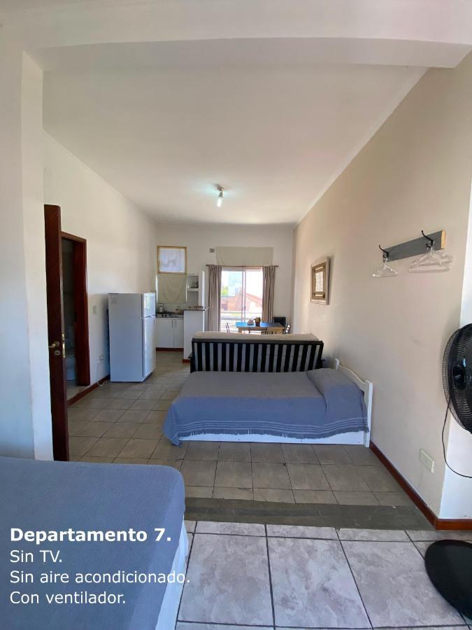 Sarmiento Monoambiente Appartement Concordia Buitenkant foto