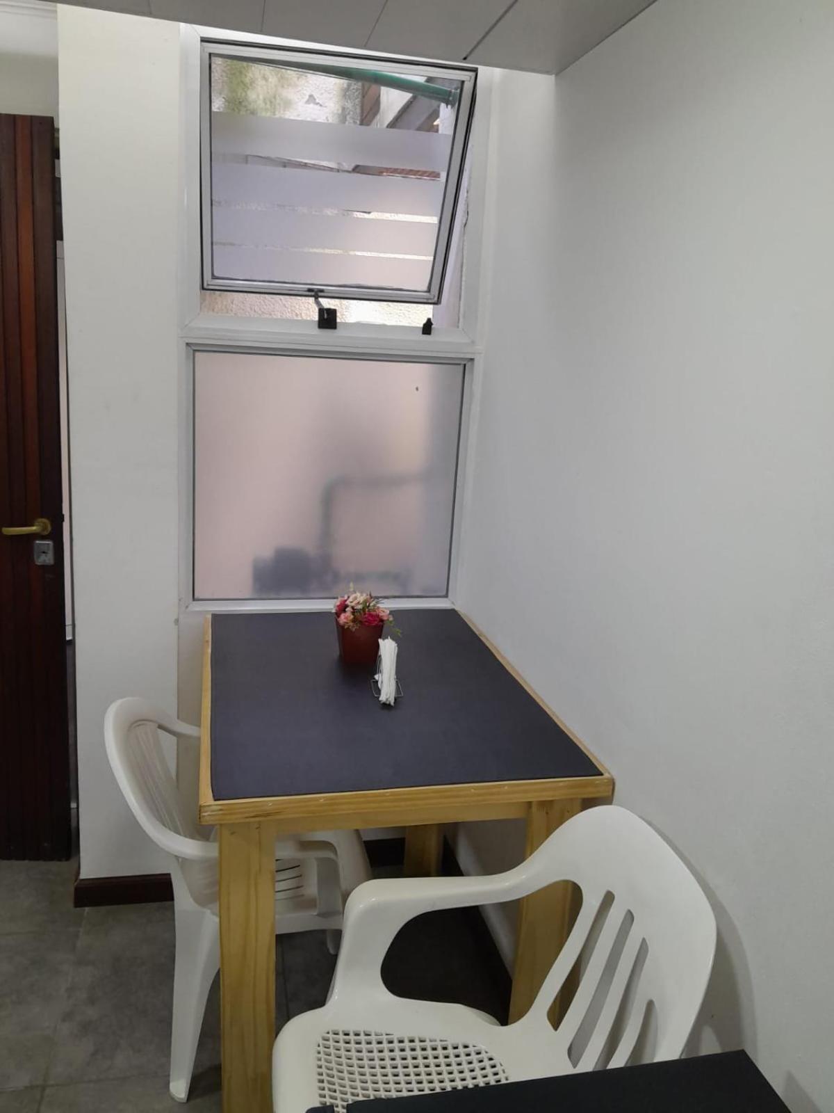 Sarmiento Monoambiente Appartement Concordia Buitenkant foto